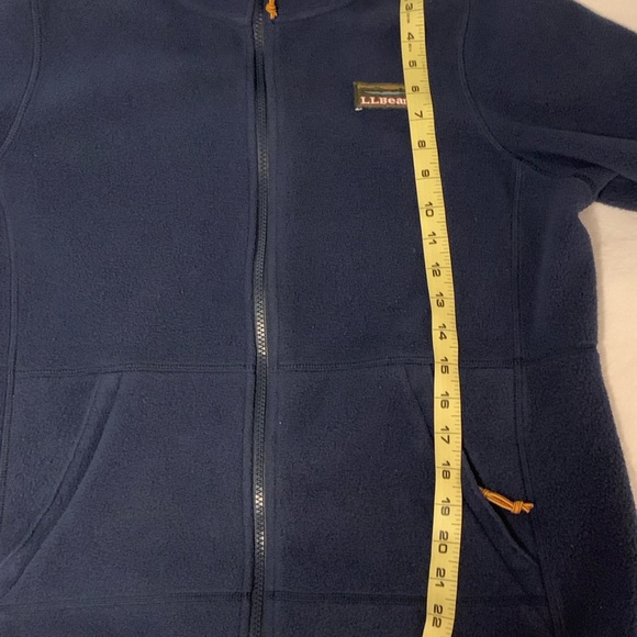 L.L. Bean Mountain Classic petite fleece - Picture 5 of 7